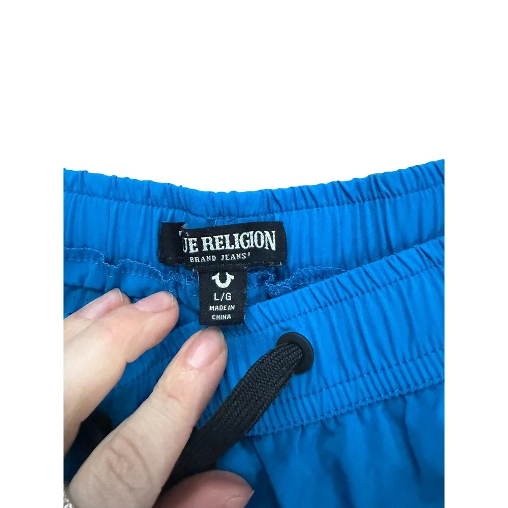 True Religion TR Sport Men's Blue‎ Athletic Shorts L Zipper Pockets Reflective